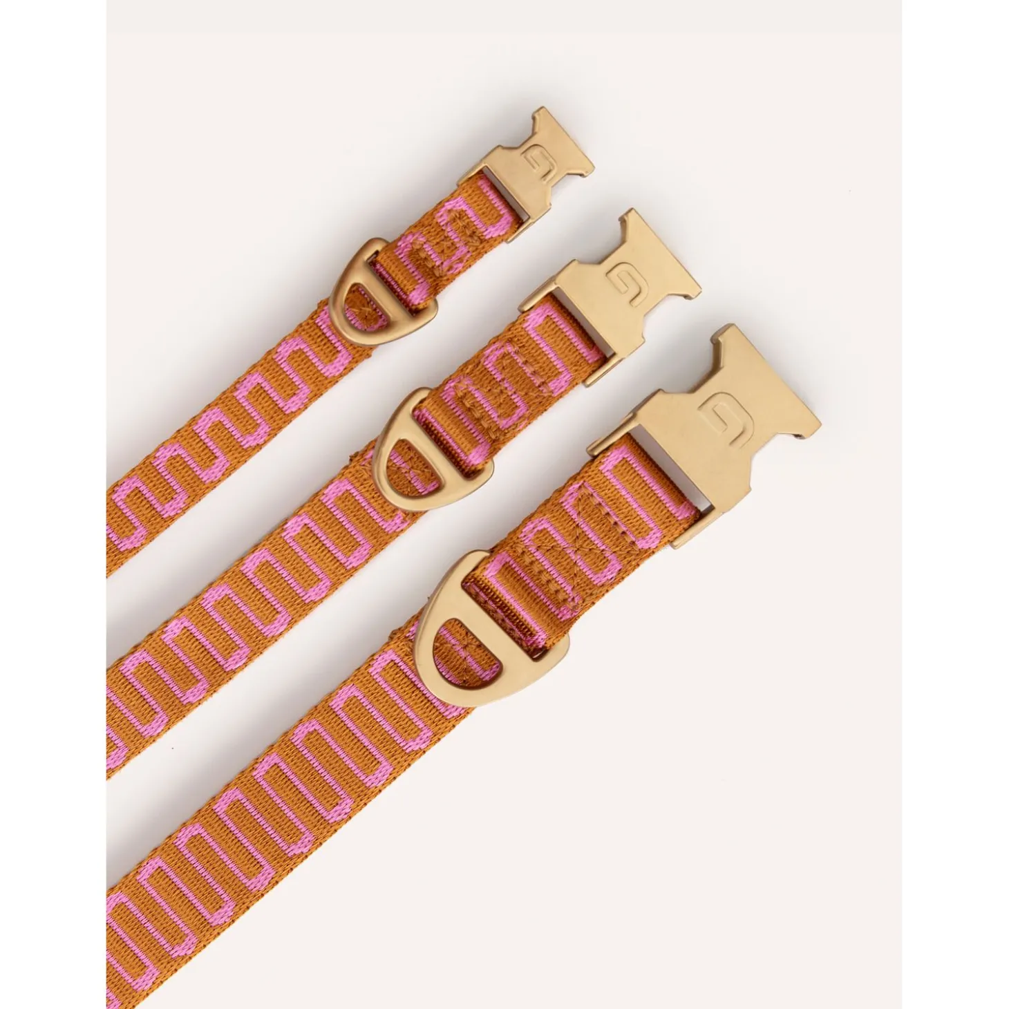 Dogguo Retro Wave Collar - Hondenhalsband - Ø15 cm Roest Pink Xs
